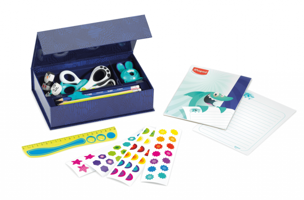 Lot De 15 Accessoires Scolaires Miniatures Pour Maison De Poupée 1/12 – Sac à Dos, Tableau, Carnets, Règles